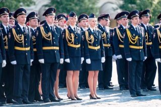 Будет ли увеличение выслуги лет в МВД до 25 лет с 2019 года - последние новости Сотрудников полиции это касается напрямую Будет ли увеличение выслуги лет в МВД до 25 лет с 2019 года - последние новости Сотрудников полиции это касается напрямую