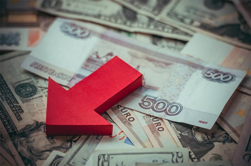 Девальвация рубля в 2019 году в России - насколько это реальный сценарий том числе говорит