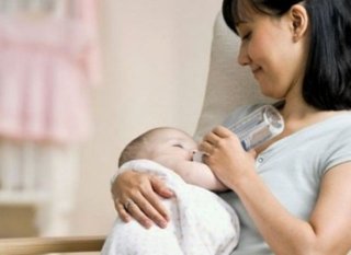 Пособия по уходу за ребенком в 2019 году. Минимальная и максимальная суммы пособия по уходу Пособия по уходу за ребенком в 2019 году. Минимальная и максимальная суммы пособия по уходу