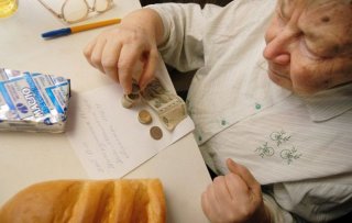 Прожиточный минимум пенсионера в 2019 году в России. Последние новости прожиточным минимумом Прожиточный минимум пенсионера в 2019 году в России. Последние новости прожиточным минимумом
