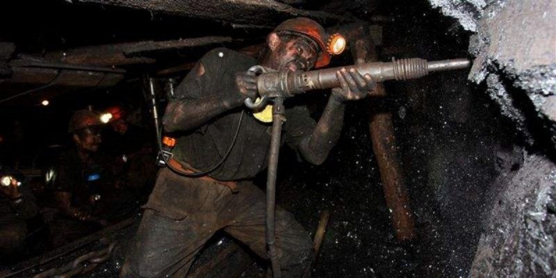 Зарплата шахтеров в России в 2019 году решение увеличивать доход горняков вместе